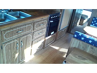 Holiday rambler - 7,4 liter big block mega camper “airstream” - afbeelding 21 van  34