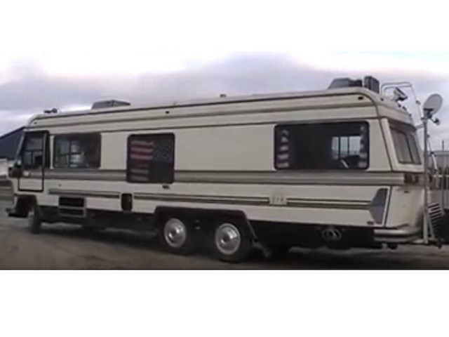 Holiday rambler - 7,4 liter big block mega camper “airstream” - afbeelding 23 van  34