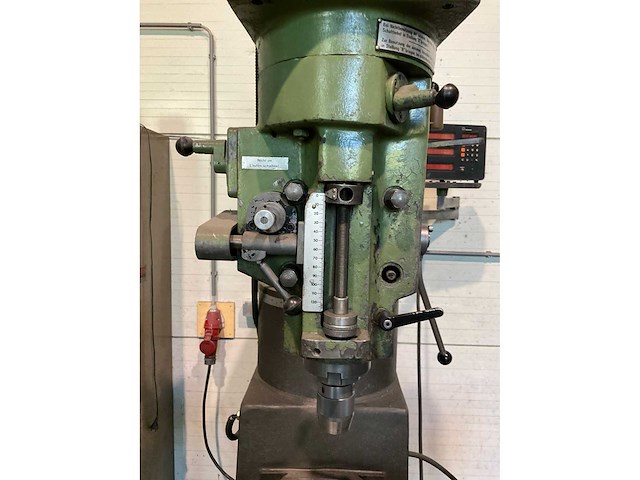 Holke f-10v universele freesmachine - afbeelding 10 van  14