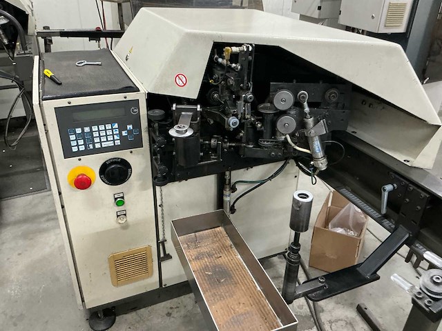 Holland mechanics dc-b + cs-a + fe-c fiets wiel productielijn - afbeelding 7 van  12