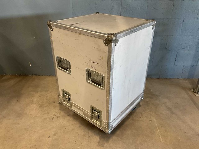 Holland p.a. service 61x59cm flightcase (2x) - afbeelding 1 van  3
