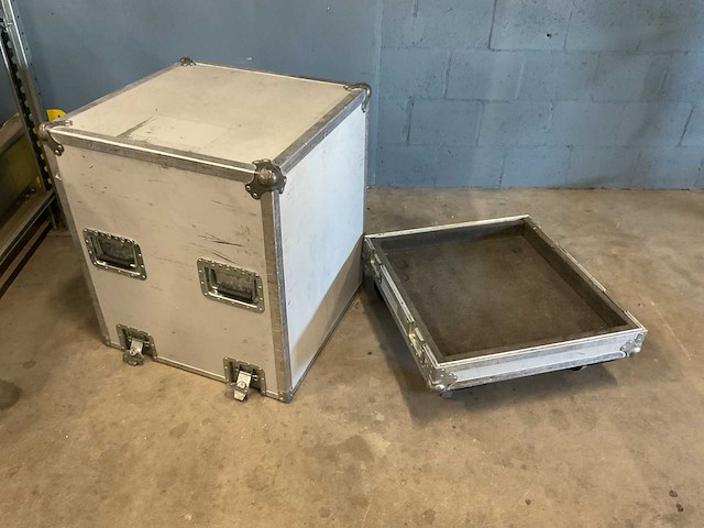 Holland p.a. service 61x59cm flightcase (2x) - afbeelding 2 van  3