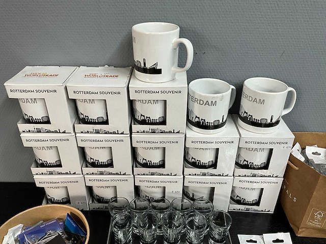 Hollands en rotterdam souvenirs - afbeelding 36 van  45
