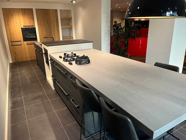Hollands maatwerk® - showroomkeuken met apparatuur - afbeelding 12 van  44
