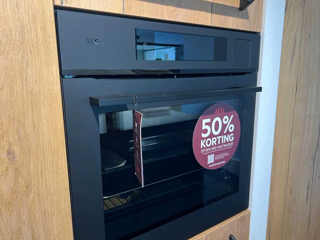 Hollands maatwerk® - showroomkeuken met apparatuur - afbeelding 35 van  44