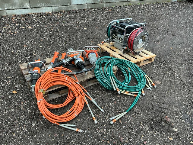Holmatro bevrijdings apparatuur hydraulische pers - afbeelding 1 van  26