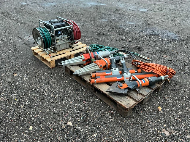 Holmatro bevrijdings apparatuur hydraulische pers - afbeelding 24 van  26