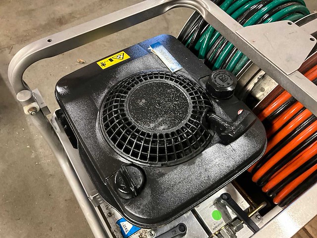 Holmatro dpu 60 p-crm-25 hydraulisch aggregaat - afbeelding 6 van  9