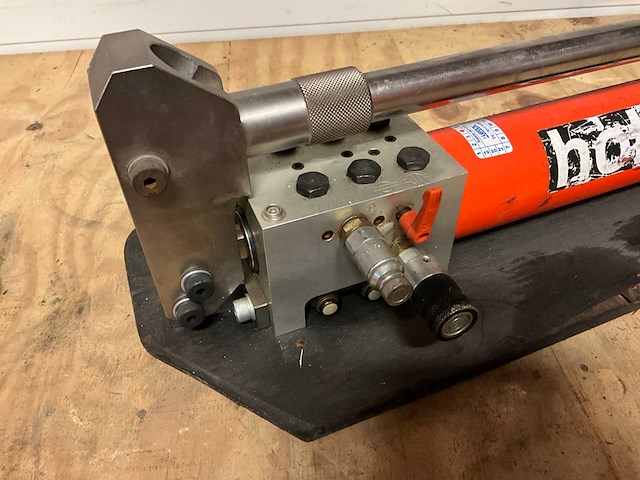 Holmatro htt1800 hydraulische handpomp - afbeelding 3 van  4