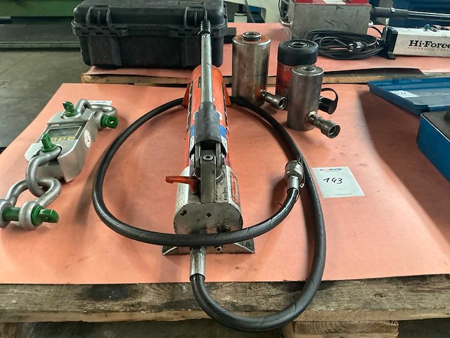 Holmatro htw-1800b hydraulische perspomp - afbeelding 2 van  7