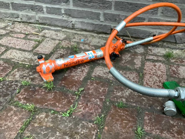 Holmatro htw300b afpersmachine - afbeelding 4 van  4