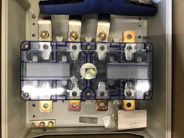 Holtec slh630/4 schakelveiligheidskast - afbeelding 1 van  8