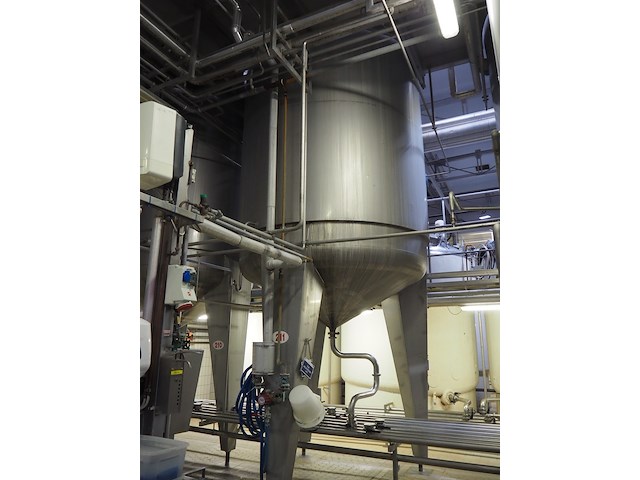 Holvrieka-nirota - afbeelding 6 van  7