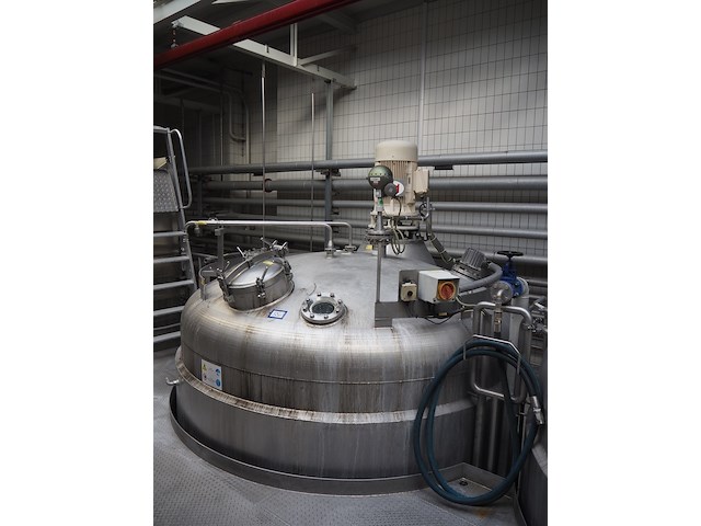 Holvrieka-nirota - afbeelding 2 van  7