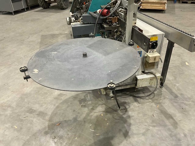 Holz her - 1998 - trim 1402 mfe pvc - kantenlijmmachine - afbeelding 2 van  20