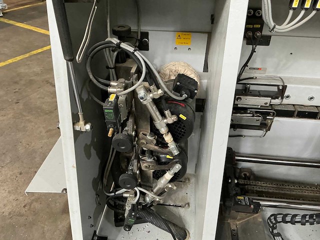 Holz-her - 2001 - sprint 1417 - kantaanlijmmachine - afbeelding 18 van  19