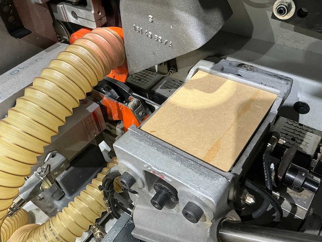 Holz-her - 2003 - sprint 1417 - kantenlijmmachines - afbeelding 21 van  35