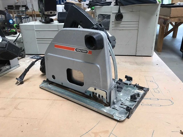 Holz-her 2120 cirkelzaagmachine - afbeelding 1 van  6