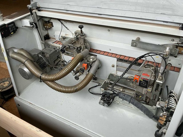 Holzher - 2008 - auriga - uno 1307 - kantaanlijmmachine - afbeelding 45 van  45