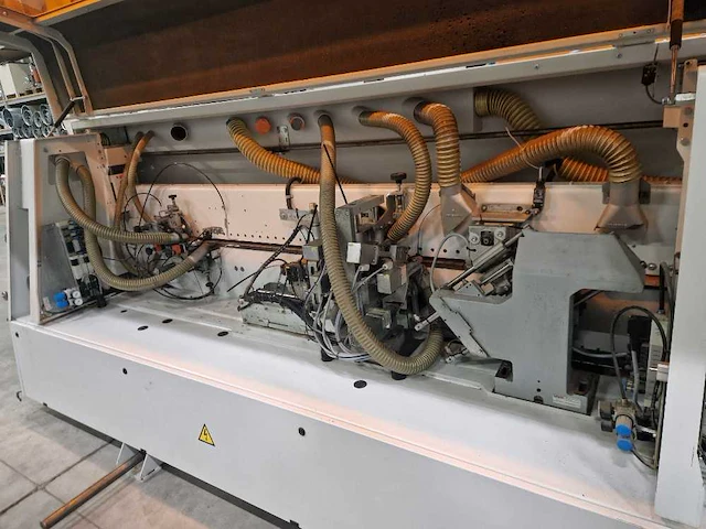 Holzher - 2010 - 1334 arcus - cnc kantenaanlijmmachine - afbeelding 16 van  19