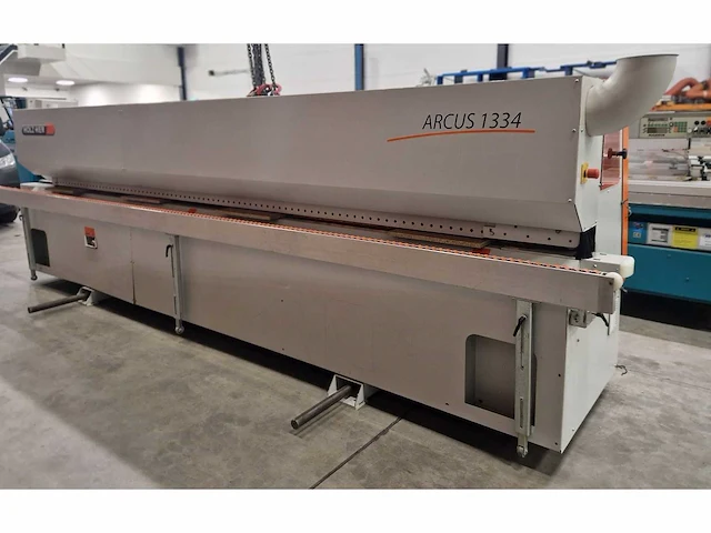 Holzher - 2010 - 1334 arcus - cnc kantenaanlijmmachine - afbeelding 14 van  19