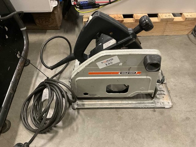 Holzher 2120 afkortcirkelzaagmachine - afbeelding 1 van  4