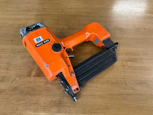 Holzher 3414 pneumatische tacker - afbeelding 1 van  4