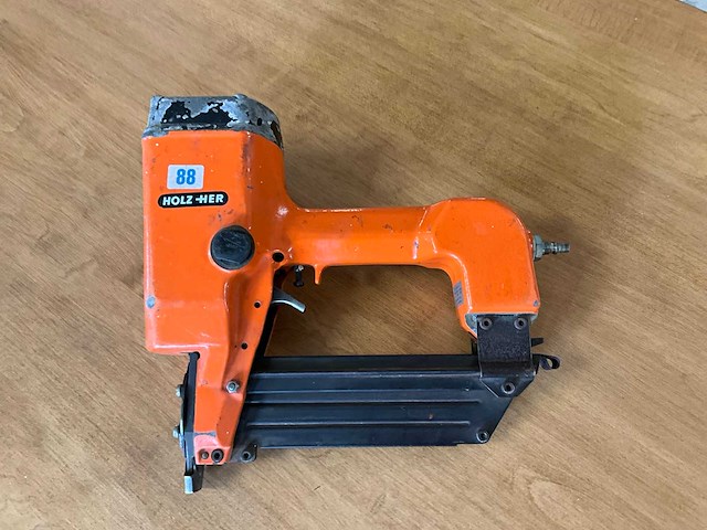Holzher 3414 pneumatische tacker - afbeelding 2 van  4