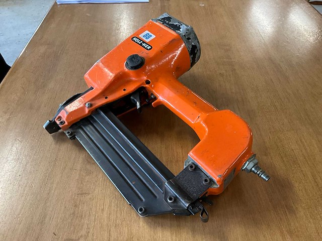 Holzher 3414 pneumatische tacker - afbeelding 3 van  4