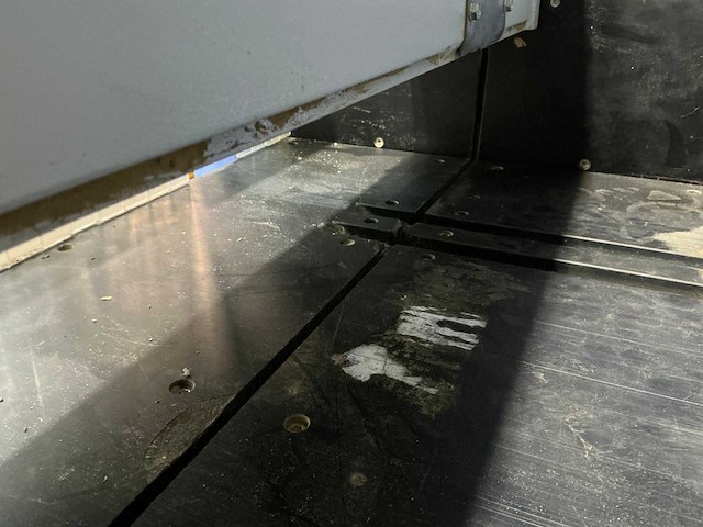 Holzma - 2016 - hpl 400/43/16 - platen opdeelzaagmachine - afbeelding 10 van  36