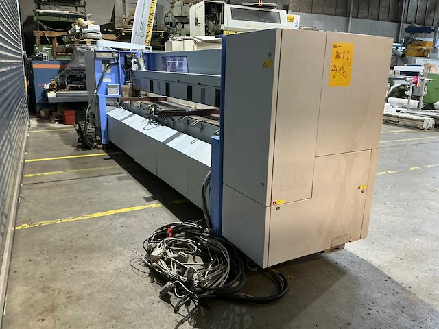 Holzma - 2016 - hpl 400/43/16 - platen opdeelzaagmachine - afbeelding 26 van  36
