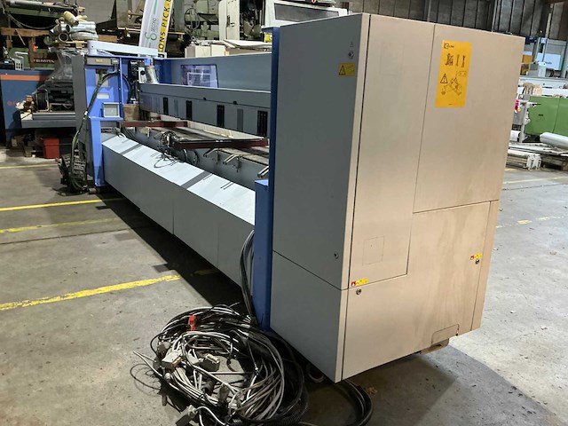 Holzma - 2016 - hpl 400/43/16 - platen opdeelzaagmachine - afbeelding 36 van  36