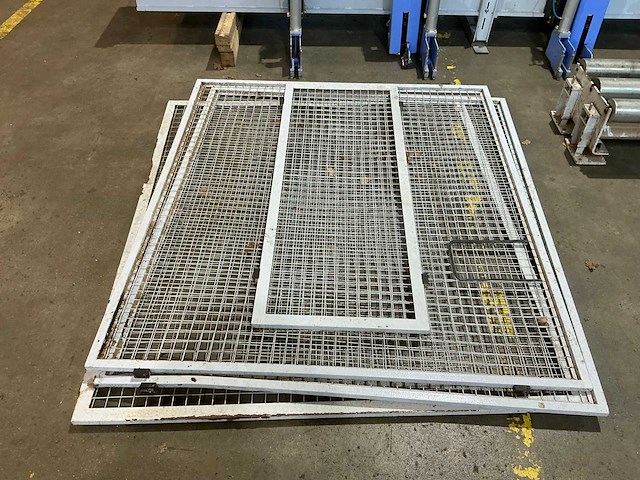 Holzma - 2016 - hpl 400/43/16 - platen opdeelzaagmachine - afbeelding 10 van  10
