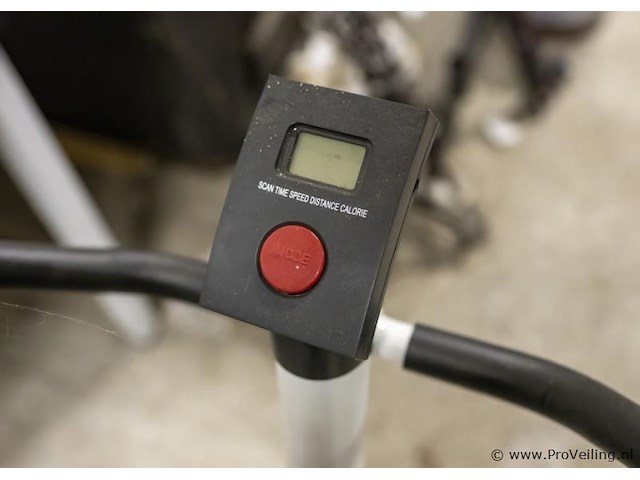 Hometrainer - afbeelding 2 van  3