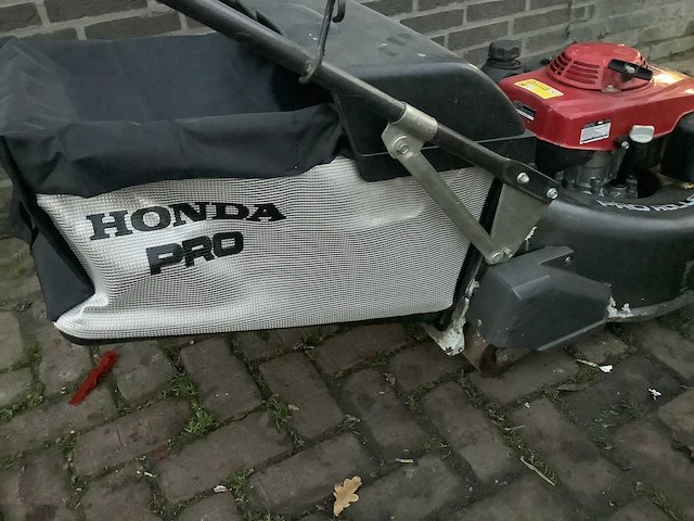 Hond hrh pro roller grasmaaier - afbeelding 5 van  5