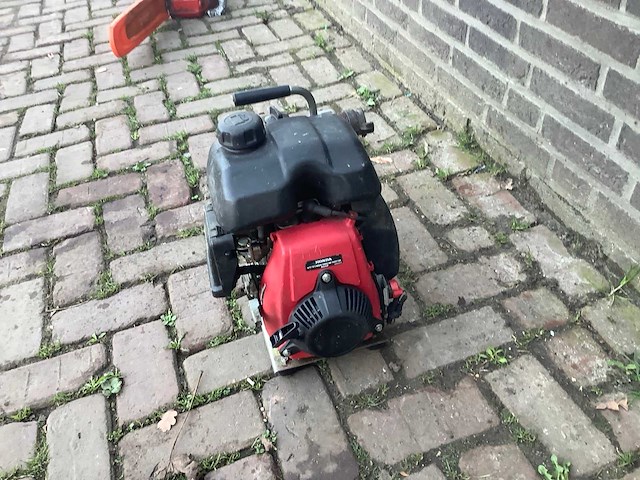 Hond wx15t waterpomp - afbeelding 2 van  2