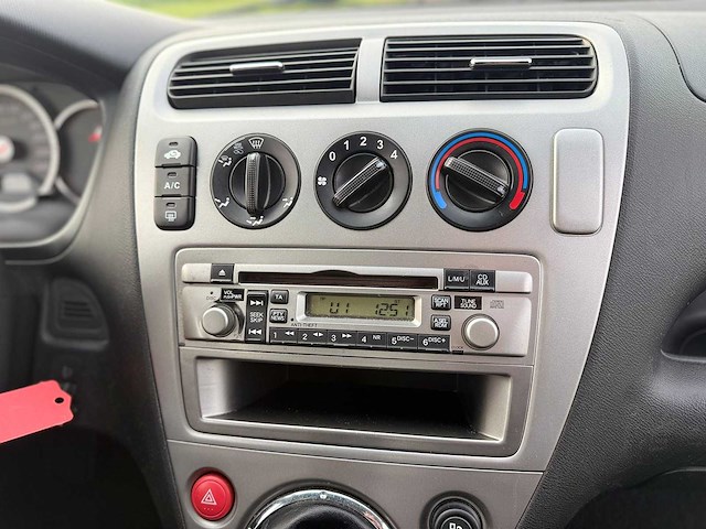Honda - 2005 - civic - 1.4i ls - 43-sb-dh - afbeelding 2 van  11