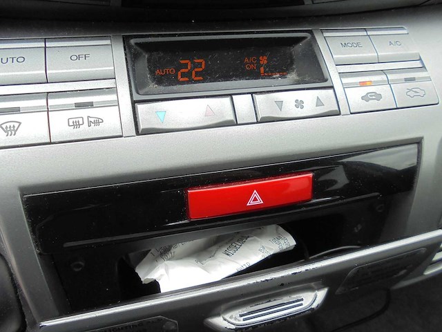 Honda - 2005 - fr-v - 1.7i comfort - 21-pz-dn - afbeelding 1 van  12