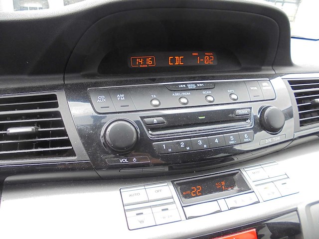 Honda - 2005 - fr-v - 1.7i comfort - 21-pz-dn - afbeelding 1 van  7