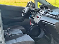 Honda - 2006 - fr-v - 2.0i comfort - 51-sp-lg - personenauto - afbeelding 6 van  15