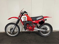 Honda - 250r - crossmotor - motorfiets - 1981 - afbeelding 1 van  15
