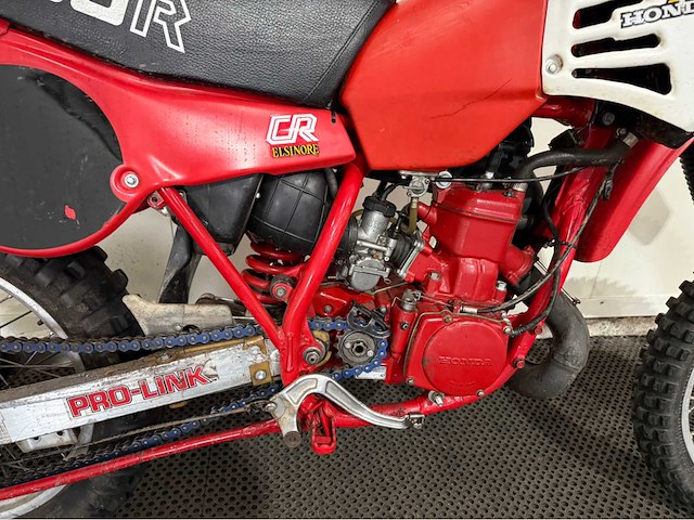 Honda - 250r - crossmotor - motorfiets - 1981 - afbeelding 15 van  15