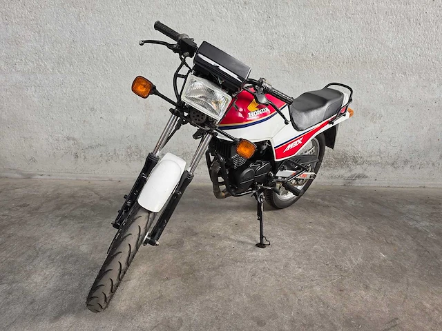 Honda - bromfiets - mbx 50 - brommer - afbeelding 6 van  11