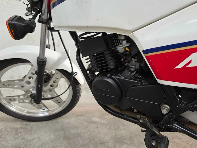 Honda - bromfiets - mbx 50 - brommer - afbeelding 7 van  11