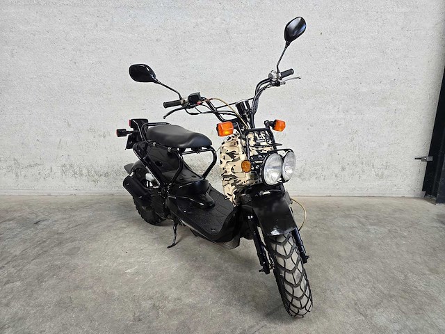 Honda - bromscooter - zoomer nps50 - 4t 45km uitvoering d021xr - afbeelding 5 van  8