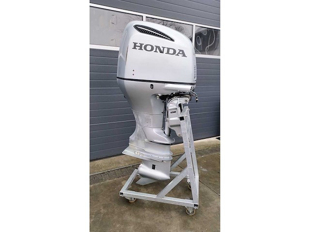 Honda - buitenboordmotor (2x) - afbeelding 15 van  20