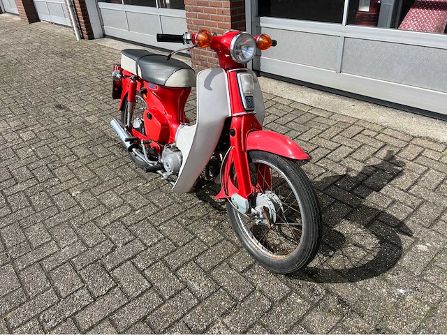 Honda - c 50 - brommer -1977 - afbeelding 10 van  23