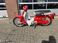 Honda - c 50 - brommer -1977 - afbeelding 12 van  23