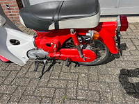 Honda - c 50 - brommer -1977 - afbeelding 23 van  23