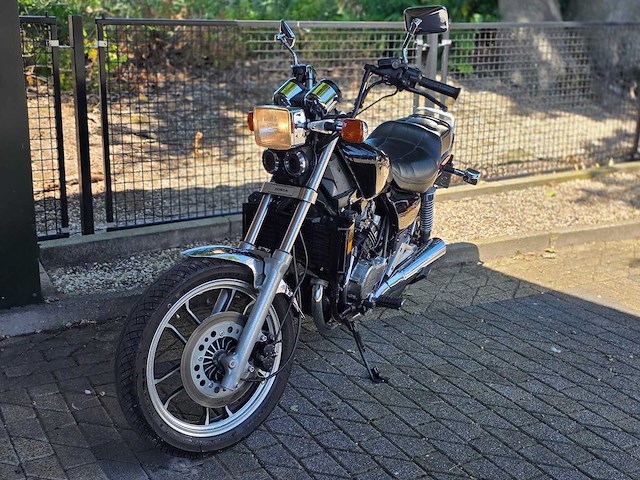 Honda - chopper - vf 500c v30 magna - 1984 - mn-30-dr - motorfiets - afbeelding 6 van  13